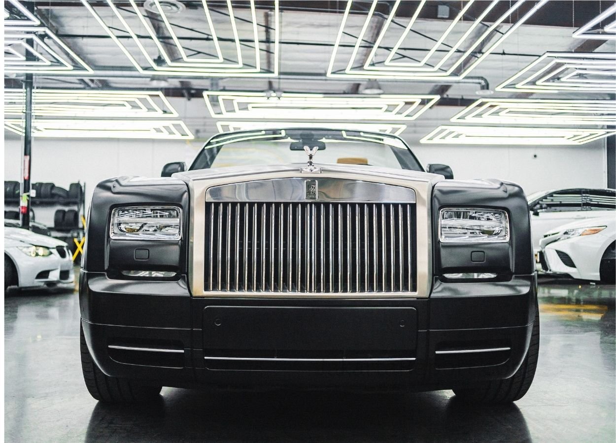 Hongqi Perluas Mobil Ultra-Mewah, Bidik Dominasi Rolls-Royce di China - JakartaReport.com